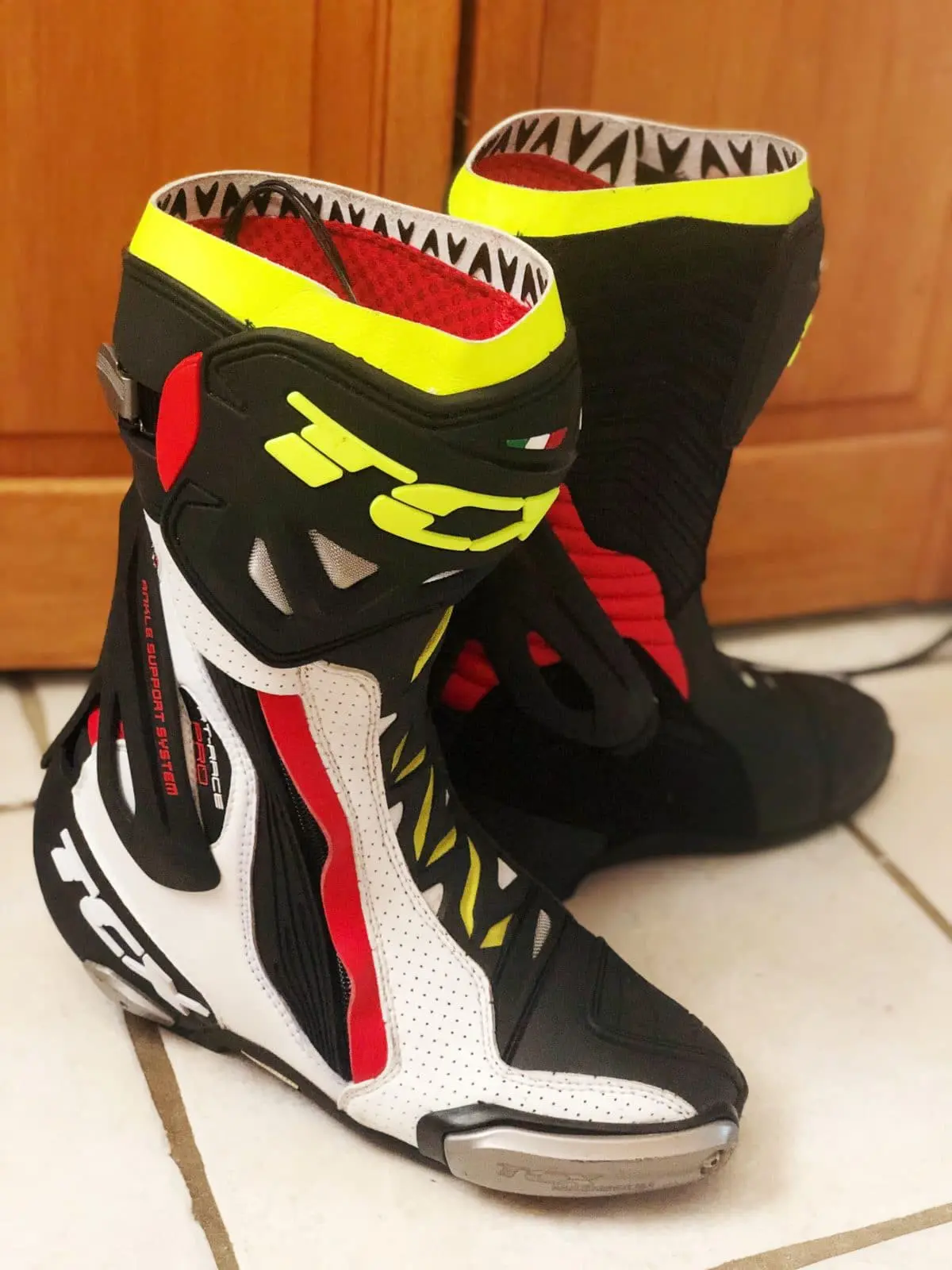 D7CFE273-0F31-4669-BD50-B3B8B5F9DBF7