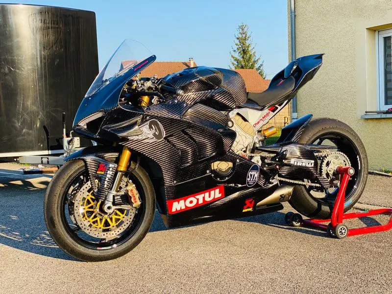 ducati panigale piste