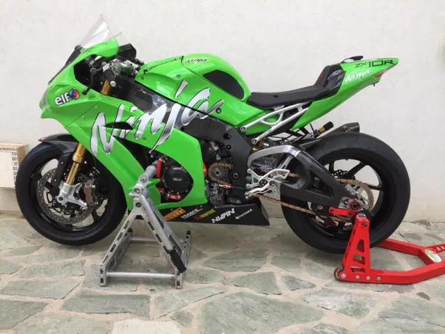 kawasaki-zx-10-r