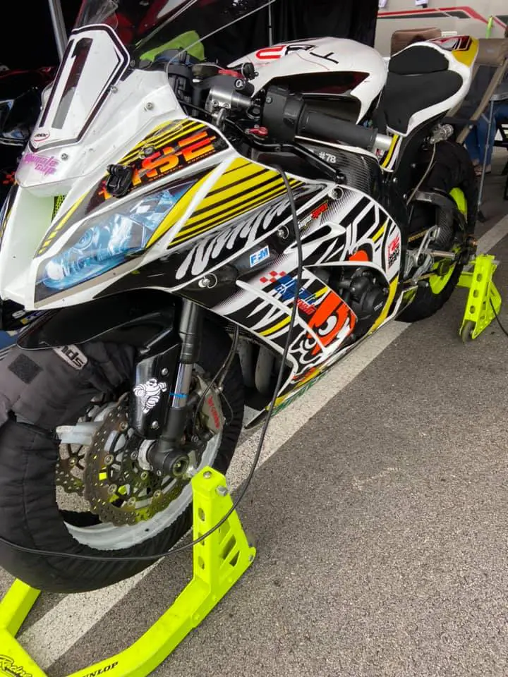 Kawasaki zx10r piste