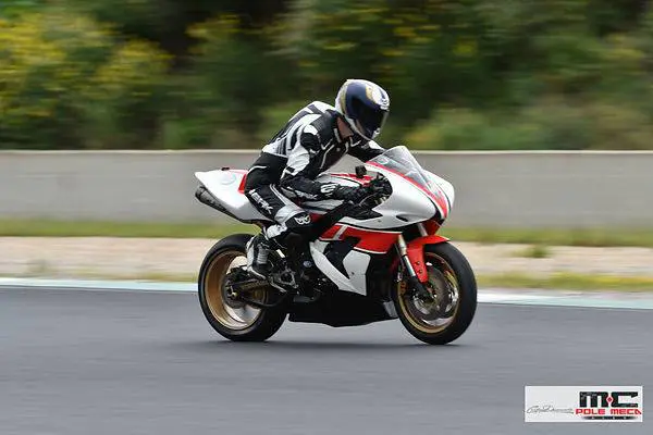 YAMAHA 1000 YZF-R