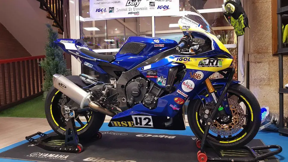 YAMAHA YZF-R1 modèle 2017