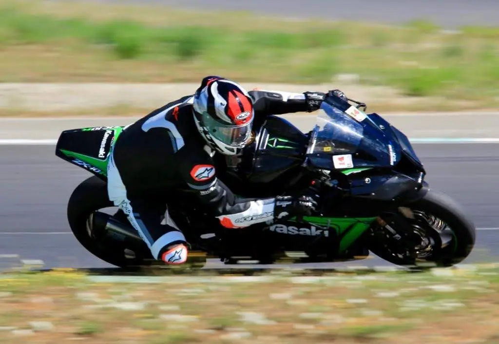 KAWASAKI ZX10r de 2011 piste préparée endurance